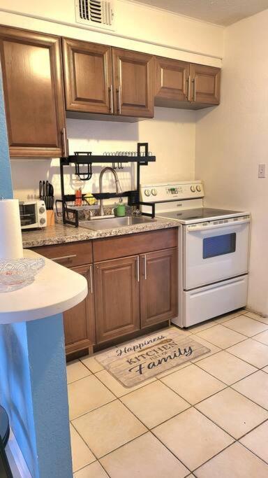 Entire Home By Siesta Key/Closed To Downtown ซาราโซตา ภายนอก รูปภาพ